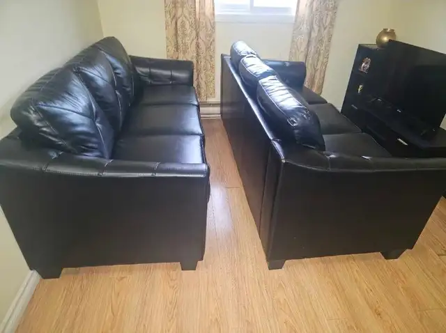Black Leather Sofas - Like New