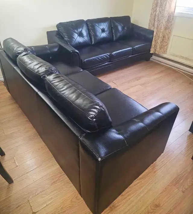 Black Leather Sofas - Like New - Photo 2