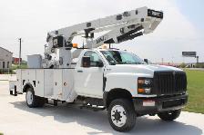 2020 International CV515 Versalift VST-52I Bucket Truck - Photo 5