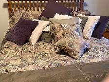 CUSTOM BED SPREAD.......GRAPES PATTERN...... Clean and in good c