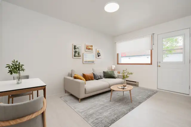 Renovated 1 Bedroom Apartment In Selkirk! Available May 1st! - Photo 3