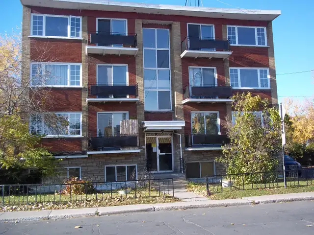 Vieux Longueuil près Chemin Chambly - 4 1/2 - 01 juillet 2026