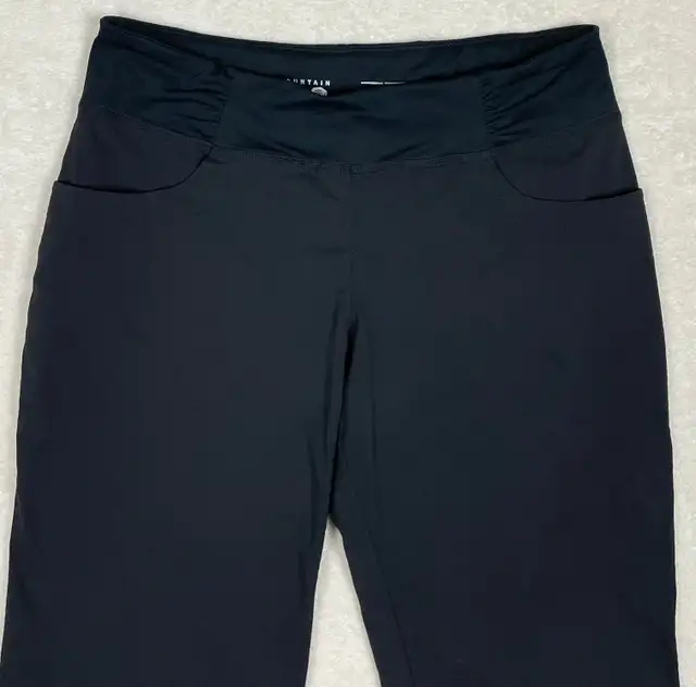 Mountain Hardwear Dynama Capri Pants - Women's Size Medium - Photo 2