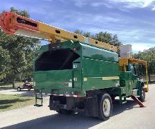 2019 Freightliner M2-106 Altec LR760-E70 Bucket Truck - Photo 3