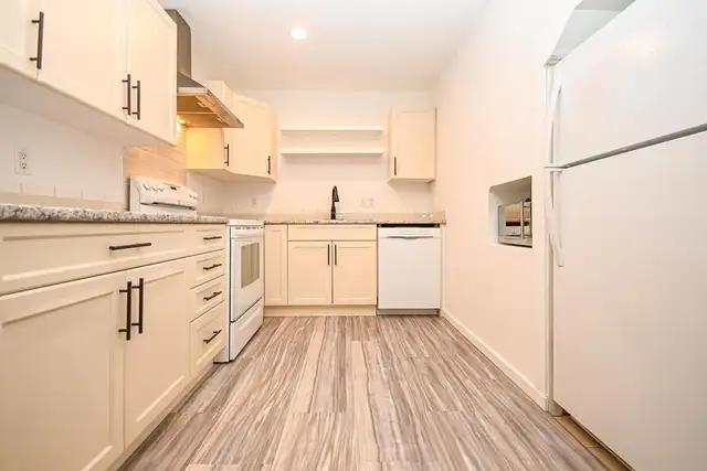 2 Bedroom 1 bathroom - Port Coquitlam - Photo 5