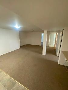 Spacious 2 Bedroom Suite! Available June 1st! - Photo 4