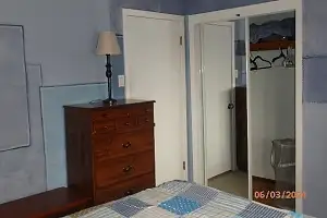 Share this house with a retired professional - Photo 5