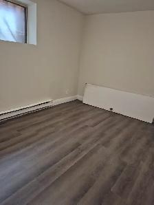 Bright private room/Bath on 1st Floor church/Wellesley area - Photo 5