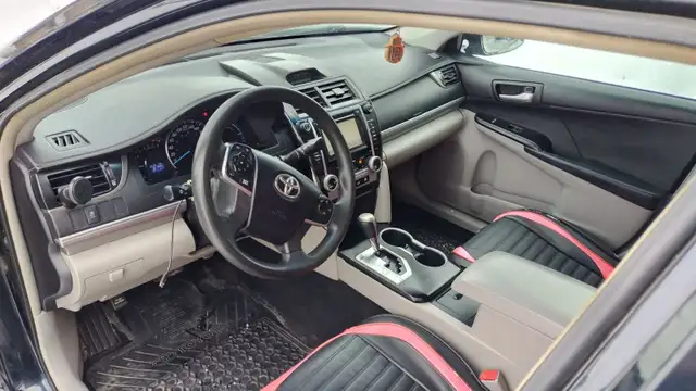 Toyota Camry LE 2012 - Photo 4