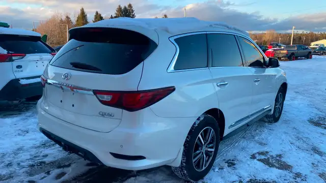 2016 Infiniti QX60 AWD - Photo 4