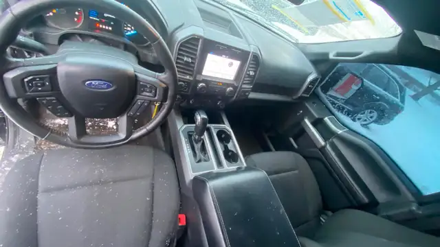 2019 Ford F150 XLT SPORT EXT CAB - Photo 12