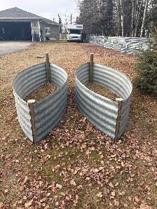 Raised Garden Beds - Photo 2