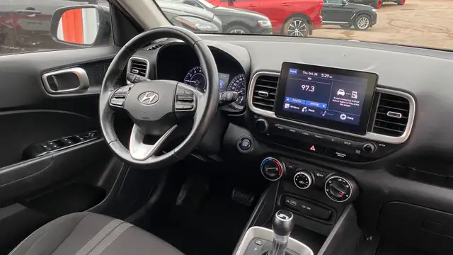 2022 Hyundai Venu - Photo 8