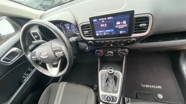 2022 Hyundai Venu - Photo 11