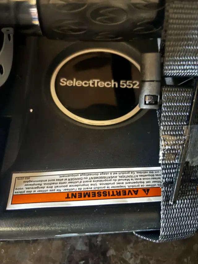 Brand New set of  Bow Flex  552 adjustable dumbbells - Photo 4