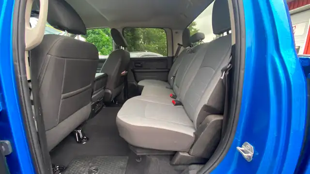 2021 Dodge Ram Crew Cab 4x4 - Photo 8