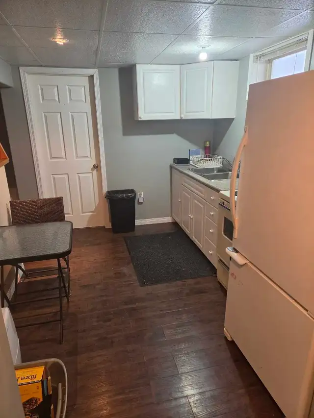 North Battleford room for rent - Photo 3