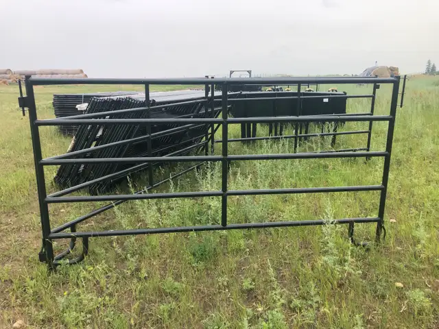 Corral Panels - Photo 2