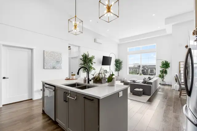 Stunning 1,500  Sq. Ft. Executive Condo Town Centre Maple Ridge - Photo 5