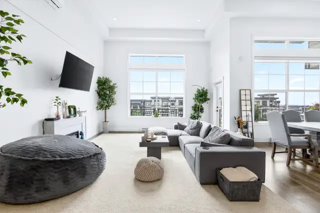 Stunning 1,500  Sq. Ft. Executive Condo Town Centre Maple Ridge - Photo 8