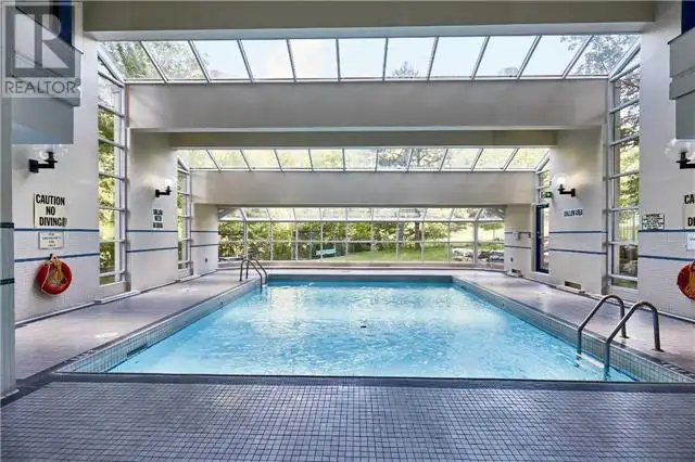 2 BEDROOM 2 BATHROOM IN CONDO BUILDING - Photo 5