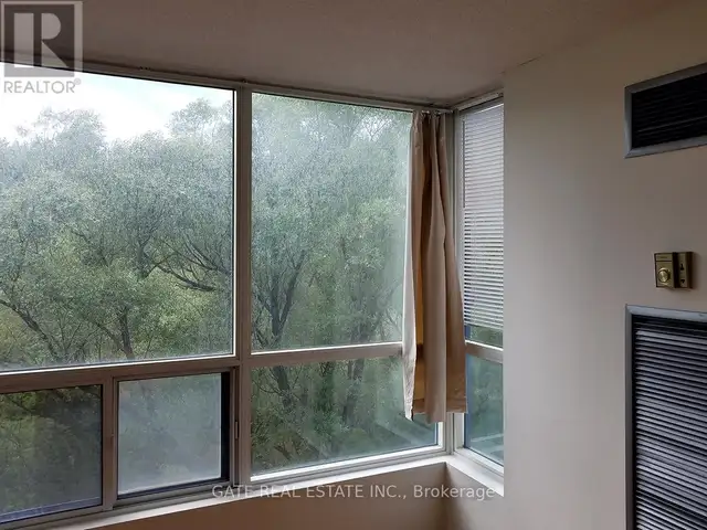 2 BEDROOM 2 BATHROOM IN CONDO BUILDING - Photo 9