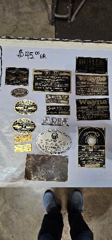 Gas pump & ID tags - Photo 4