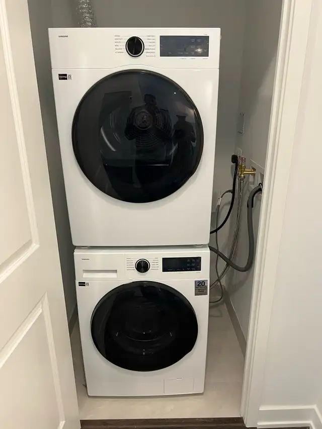 2 Bedroom   2 Bathroom Condo For Rent - Photo 4