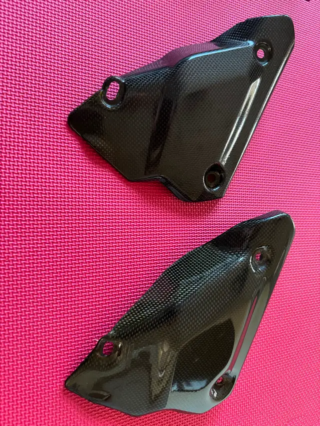 Ducati Performance Carbon Fiber Exhaust Heat Shield servo cover - Photo 6