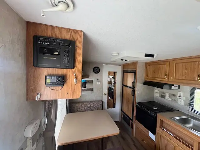 Fleetwood Pioneer Travel Trailer - Photo 7