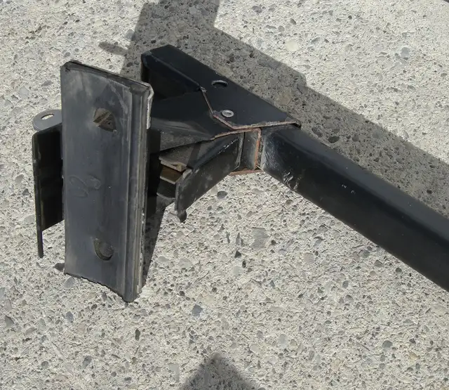 THULE ROOF TOP CROSS BARS / CARGO BARS - Photo 5