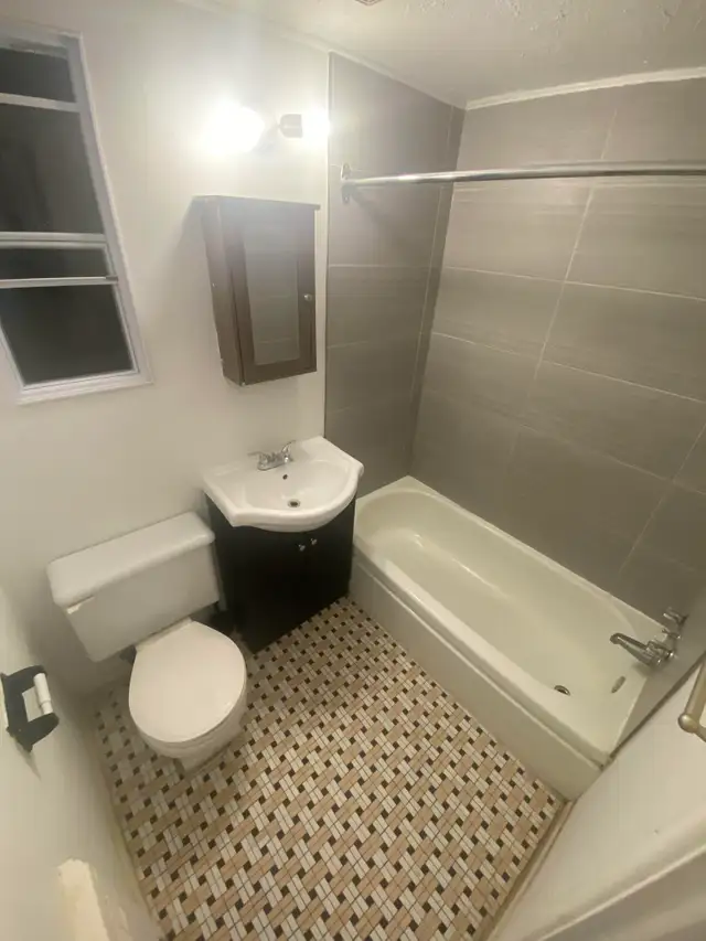 2 1/2 métro Jean-Talon, Meublé TOUT INCLUS 935$ 1er Juillet - Photo 6