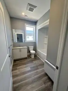 Stunning Brand New Townhouses 2 Bed, 1.5 Bath Parkdale $1950 - Photo 11