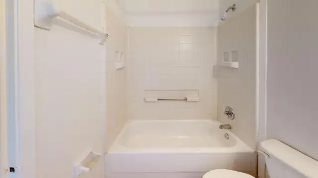 1 BD Suite with lots of character - On Adelaide St at Dundas St - Photo 4