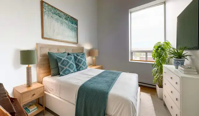 One Bedroom Suite - Heritage Building Must See - Photo 2