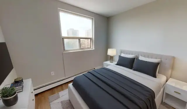 Downtown 2 BD APT with Balcony - Photo 2