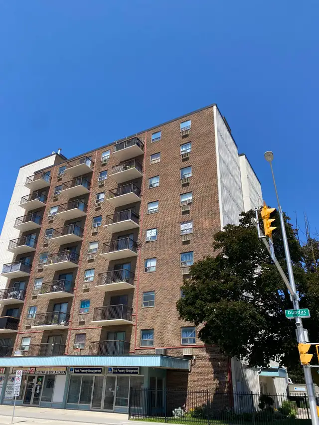 Downtown 2 BD APT with Balcony - Photo 6