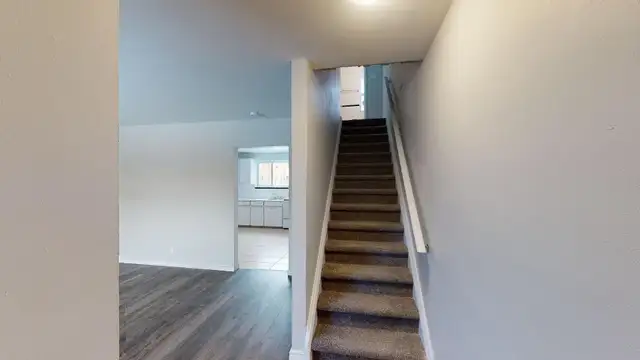 3BD Townhouse Near Trafalgar Street - HEAT INCLUDED - Photo 7