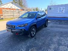 2019 Jeep Cheroke Trail Hawk! Low KM! - Photo 7