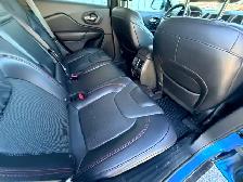 2019 Jeep Cheroke Trail Hawk! Low KM! - Photo 10