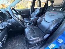 2019 Jeep Cheroke Trail Hawk! Low KM! - Photo 13