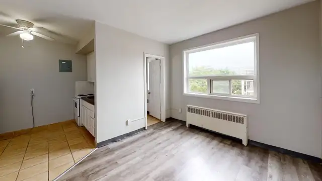 Spacious Bachelor for Rent - Photo 7