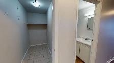 One Bedroom, Beautiful Suite Downtown! - Photo 11