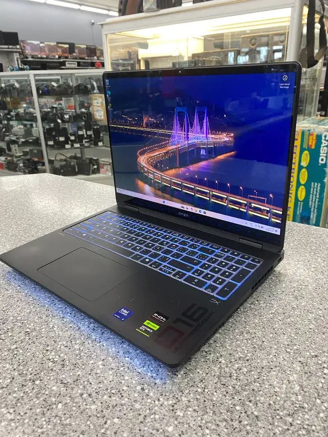 HP Omen Max 16 Gaming Laptop RTX 5090