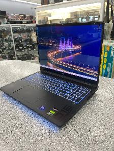 HP Omen Max 16 Gaming Laptop RTX 5090