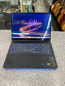 HP Omen Max 16 Gaming Laptop RTX 5090 - Photo 3