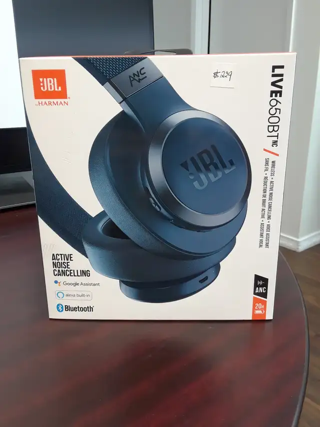 The JBL Live 650BTNC (Noise-Cancelling)  Head Phone