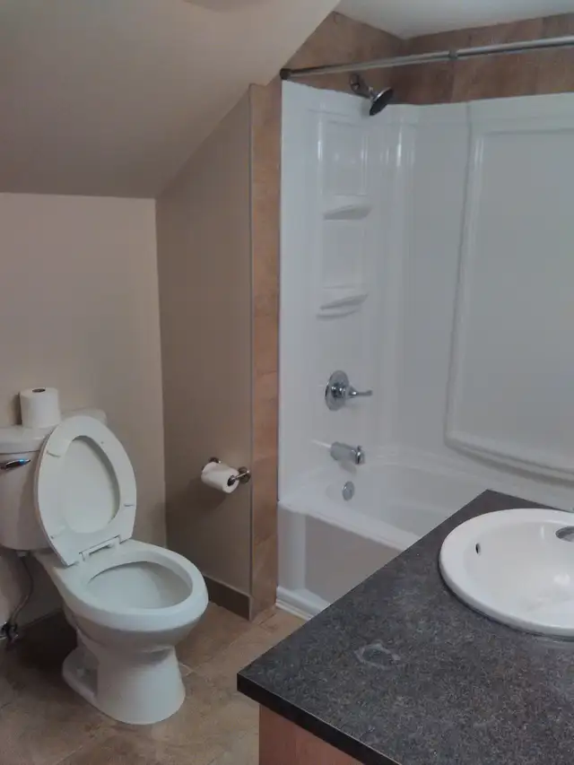 Beautiful Unit for Rent by Bonnie Boon Mall - Photo 5