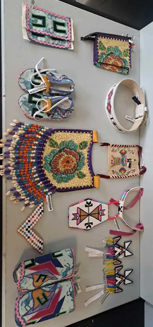 12pc Girls Jingle Outfits (30805881)