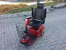 USED FORTRESS 1700 DT - 3 WHEEL SENIOR MOBILITY ELECTRIC SCOOTER - Photo 3